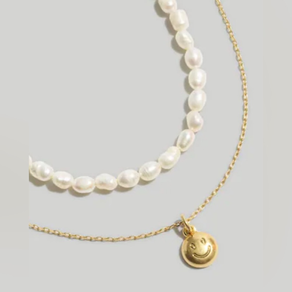 Madewell Two Piece Freshwater Pearl & Smiley Face Necklace Set